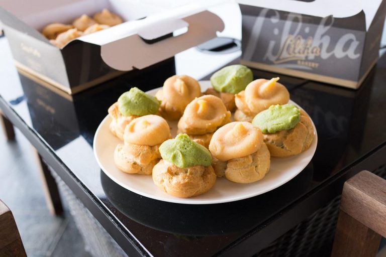 Liliha Bakery (Oahu) Onolicious Hawaiʻi