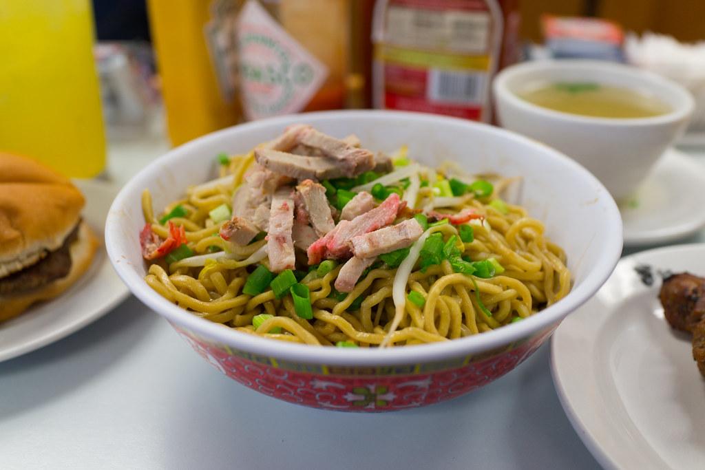 A bowl of dry mein (dry noodles) at Sam Sato's.