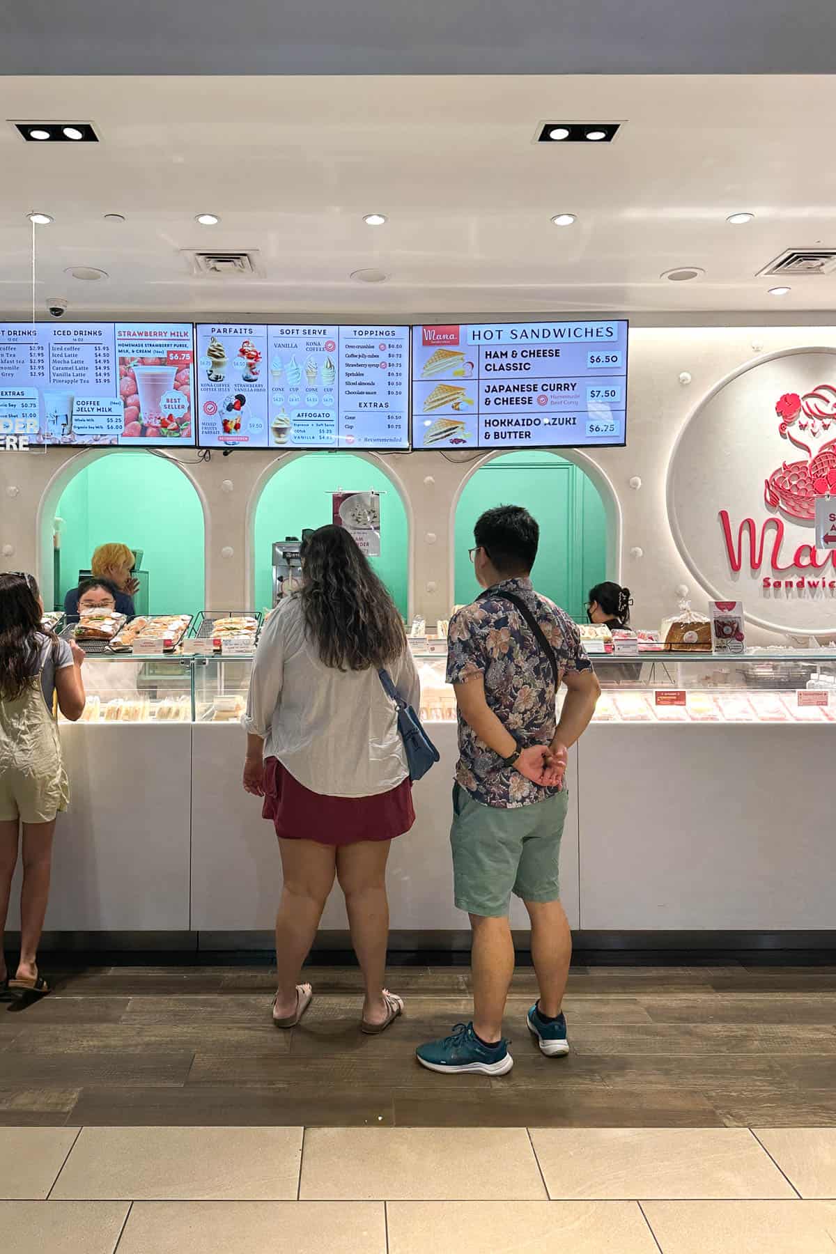 Exterior of Mana Sandwiches in Ala Moana.