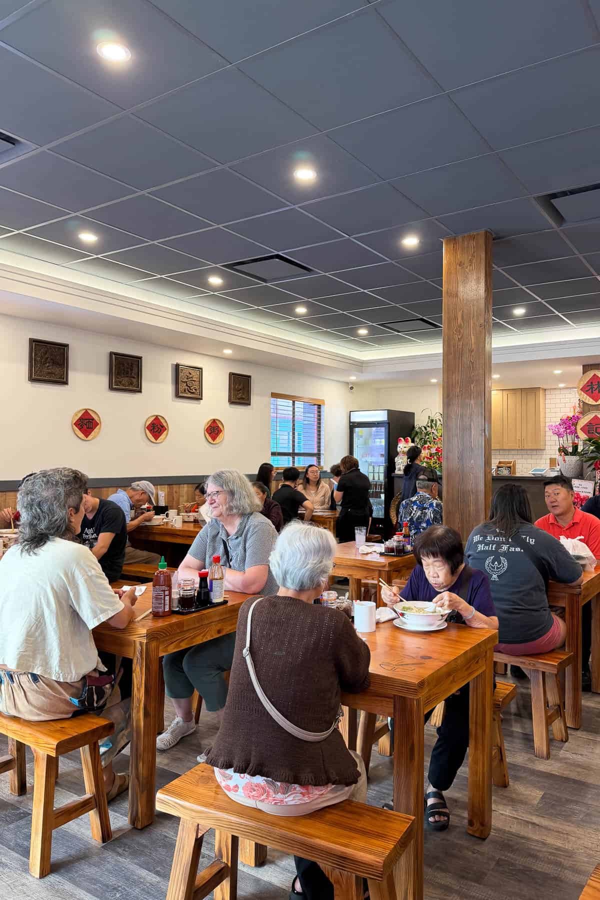 Lam's Kitchen interior.