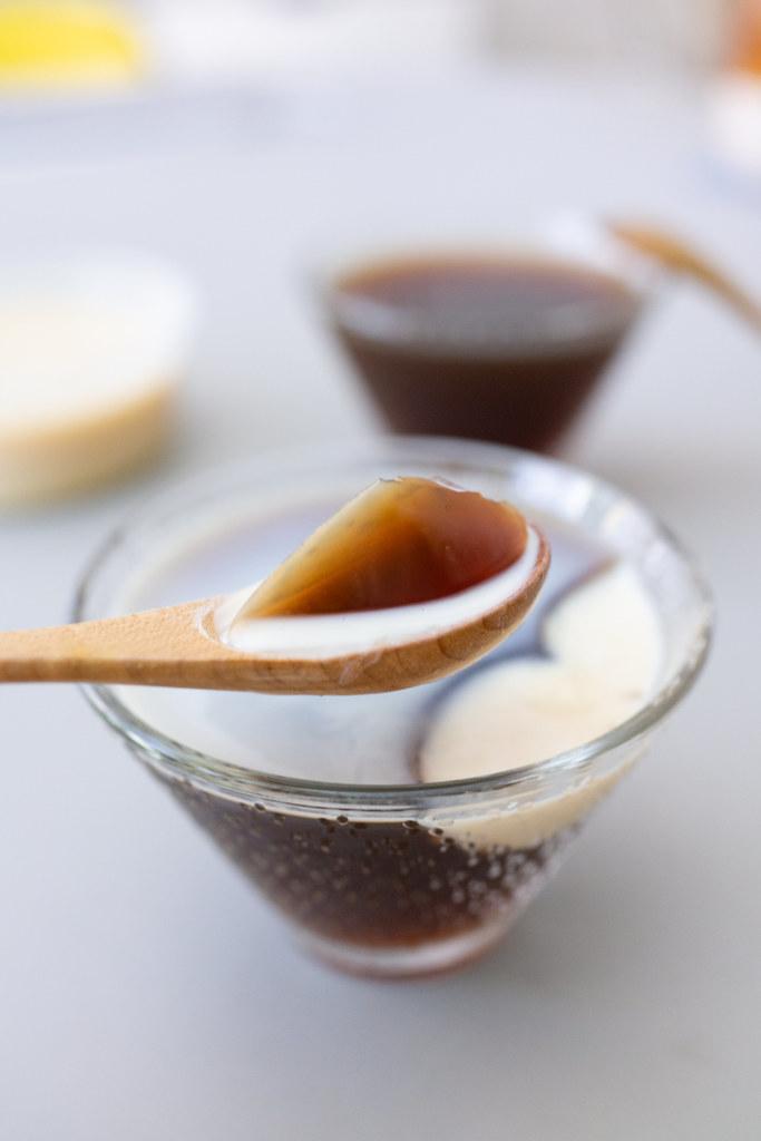 Coffee jelly with sweetened condensed milk
