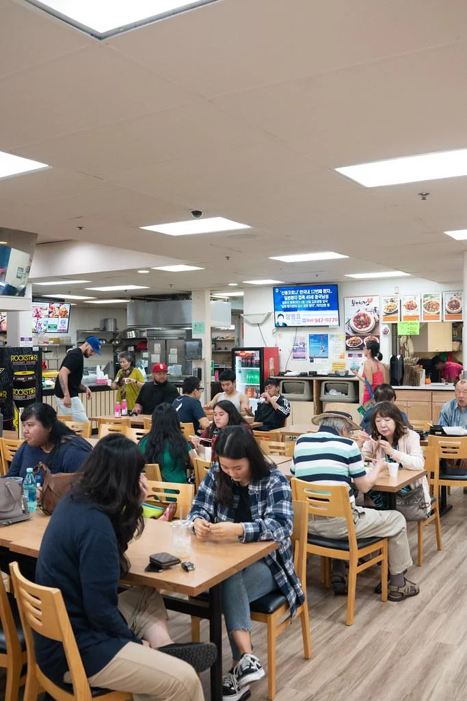 Lunch time at Palama Supermarket (Oahu)