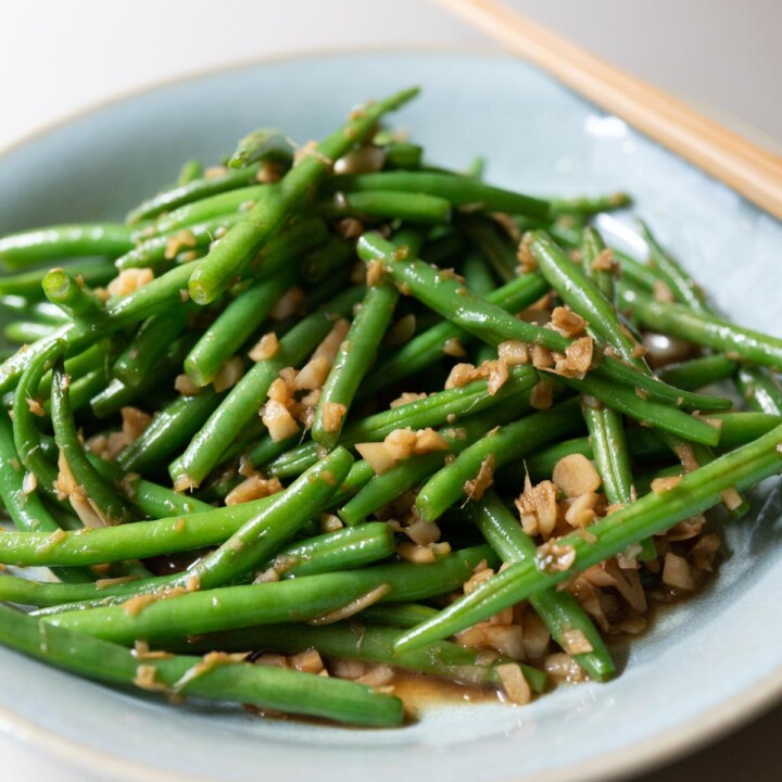 Garlic ginger green beans, plated and ready to eat