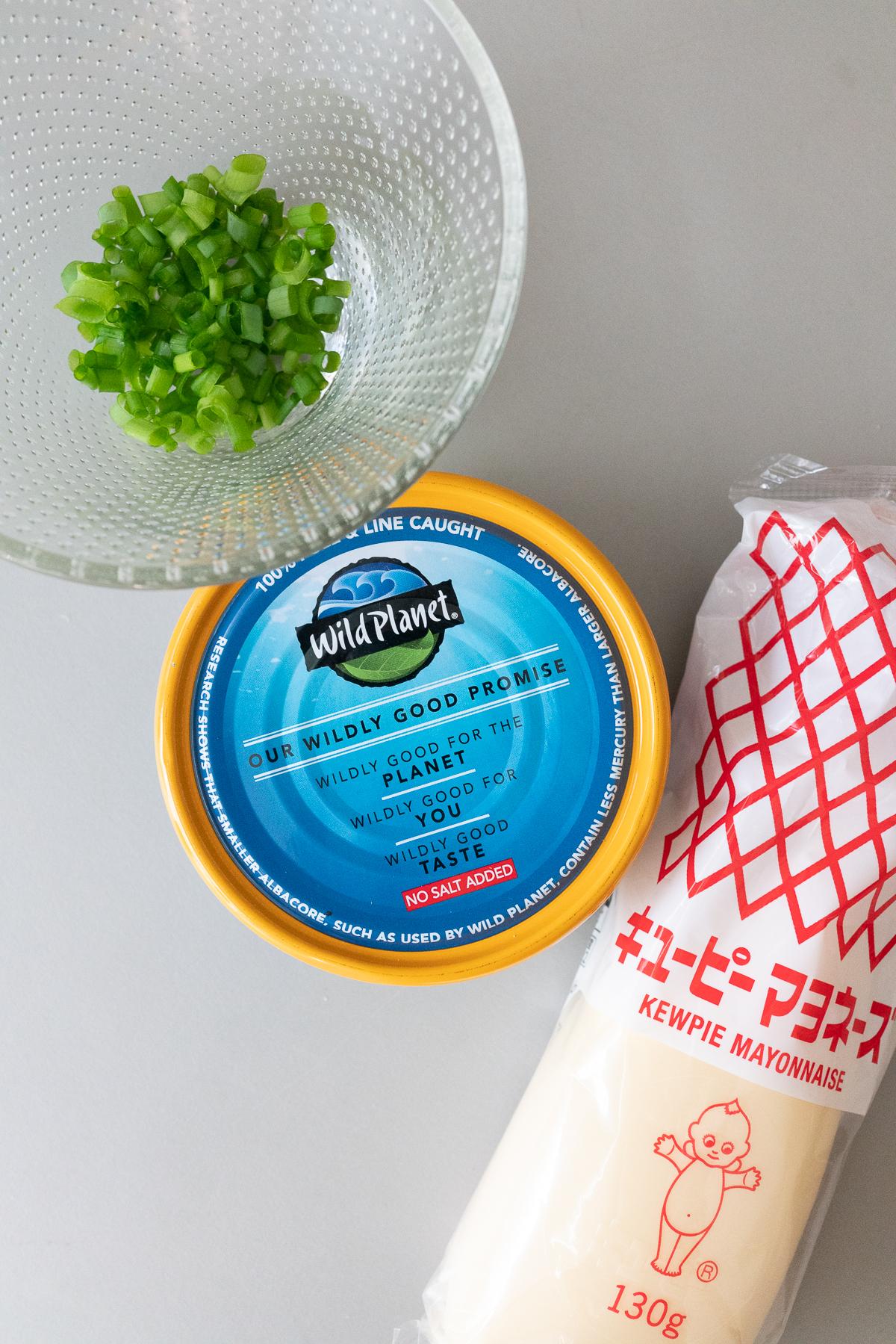 Ingredients for Tuna Rice: canned tuna, green onions, and Kewpie Mayonnaise