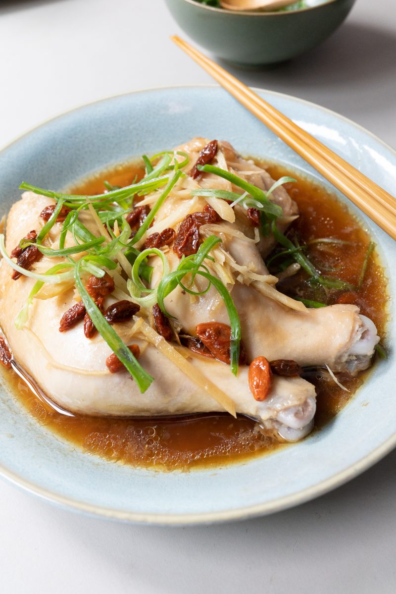 STEAMED CHICKEN WITH GINGER SAUCE RECIPE