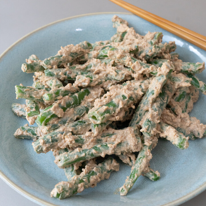 Green Beans with Tofu Dressing (Shiraae) in a plate, ready to eat.