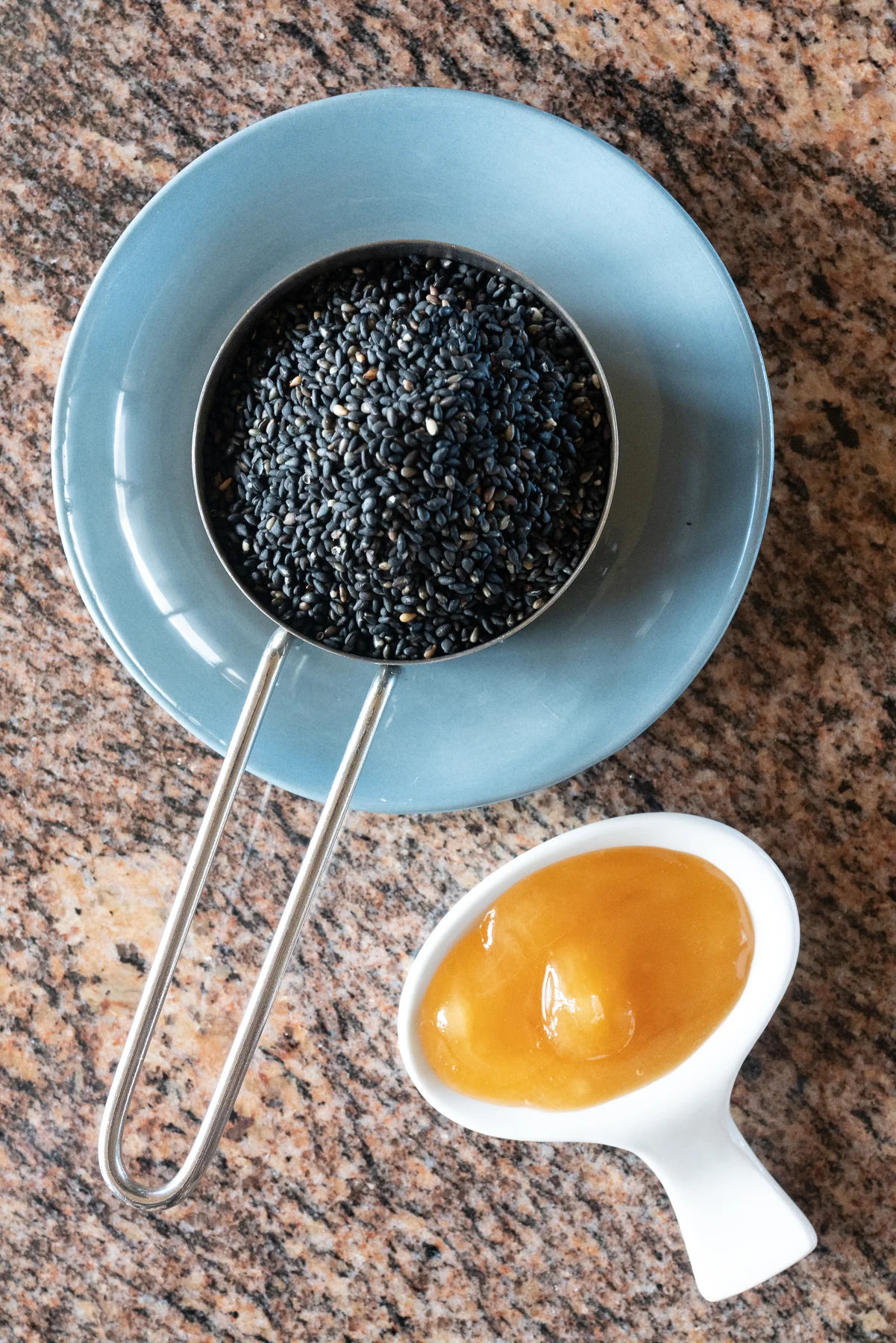 Roasted black sesame seeds and honey.