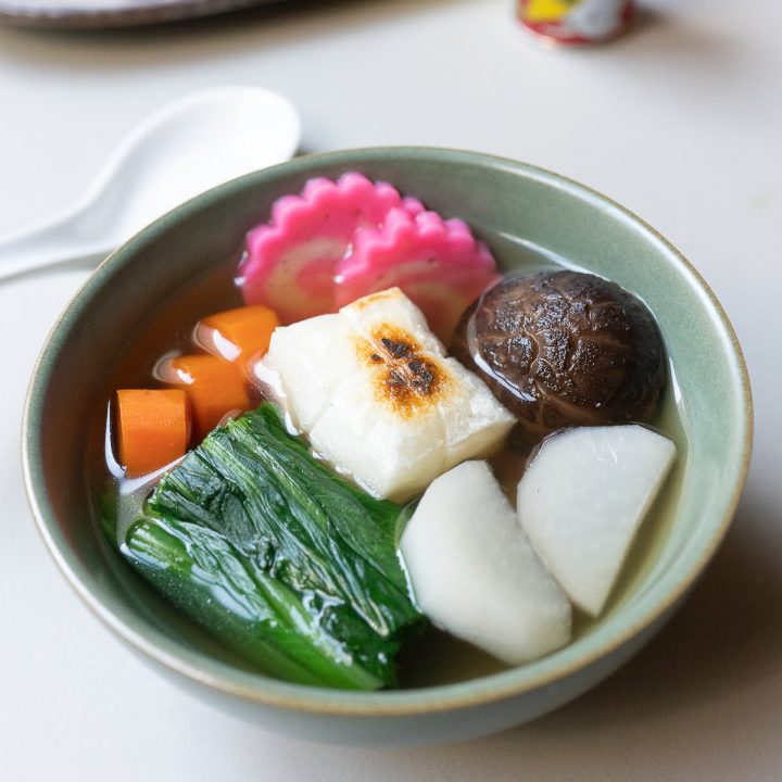 A bowl of ozoni, ready to eat.