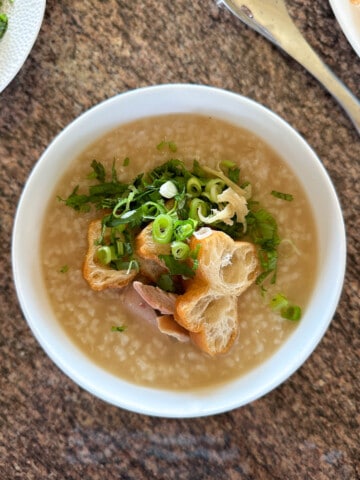 Turkey jook with tasty toppings.