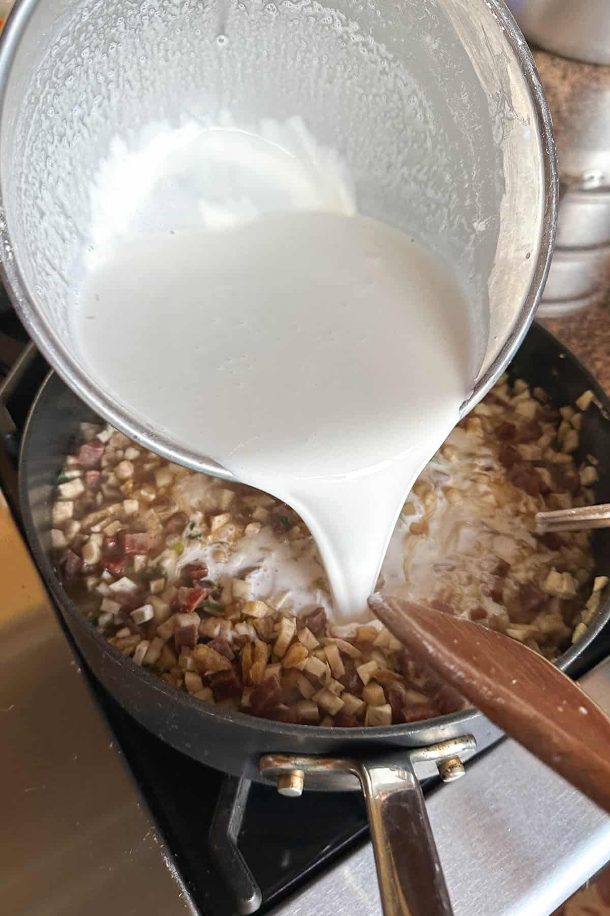 Making taro cake.