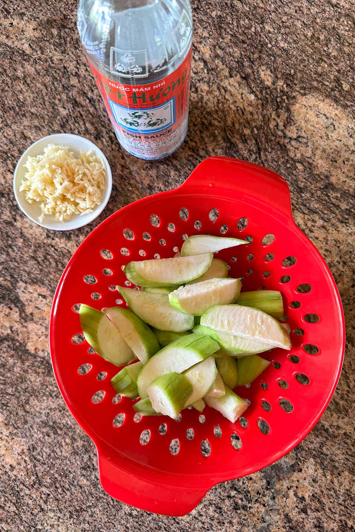 Ingredients for Loofah / Luffa Stir Fry.