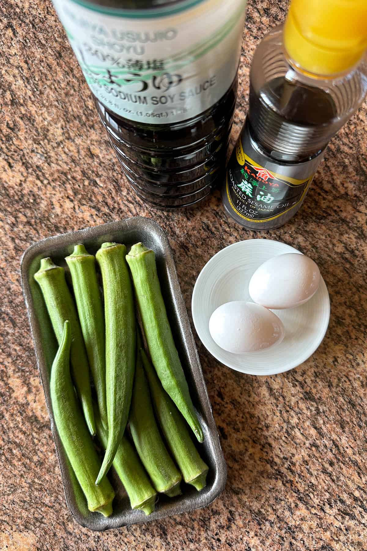 Ingredients for Okra and Eggs.