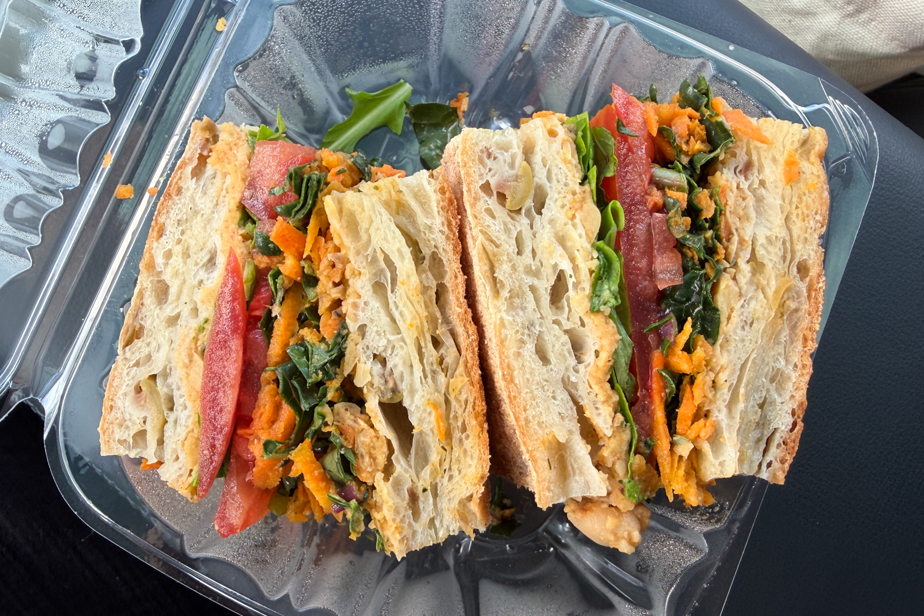 Hōʻiliʻili Market by Farm Link, vegan sandwich.