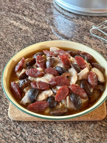 Steamed chicken with Chinese sausage (lap cheong).