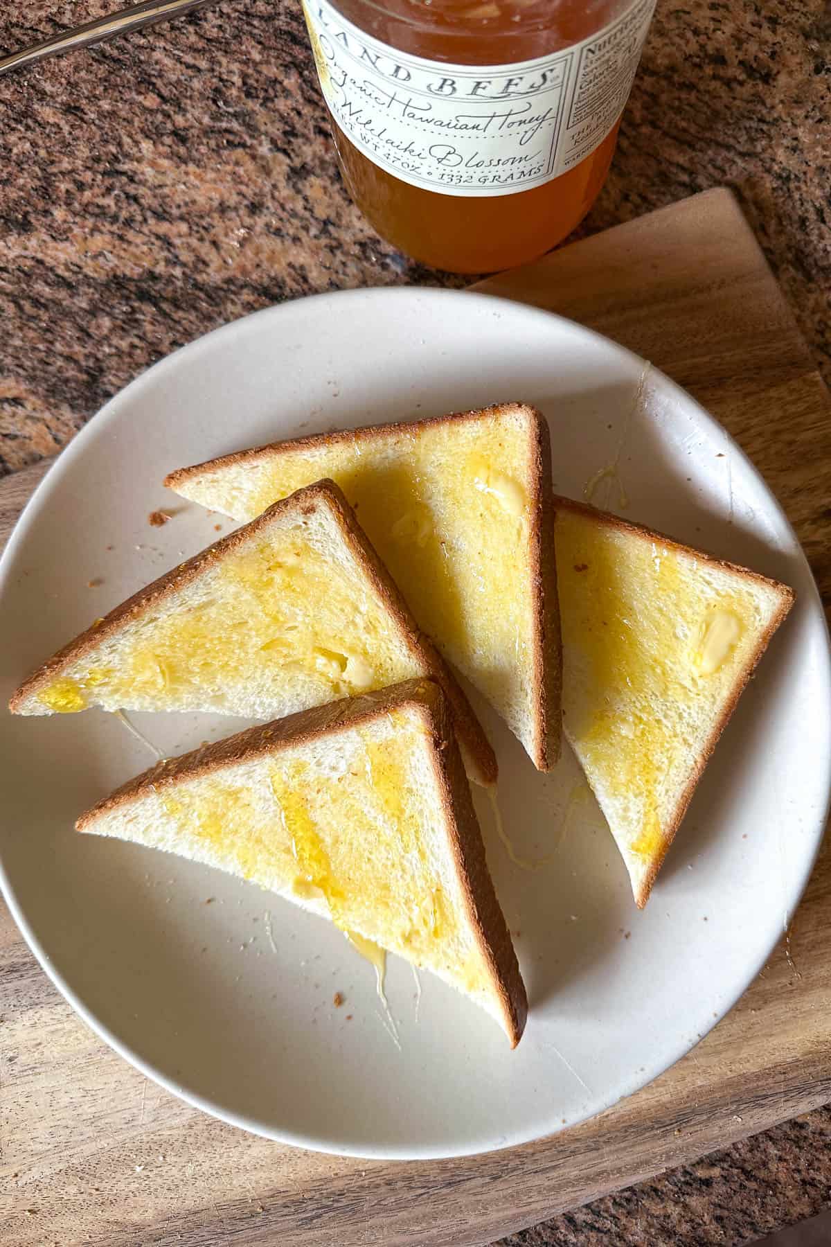 Honey butter toast on Golden Bread from Brug.