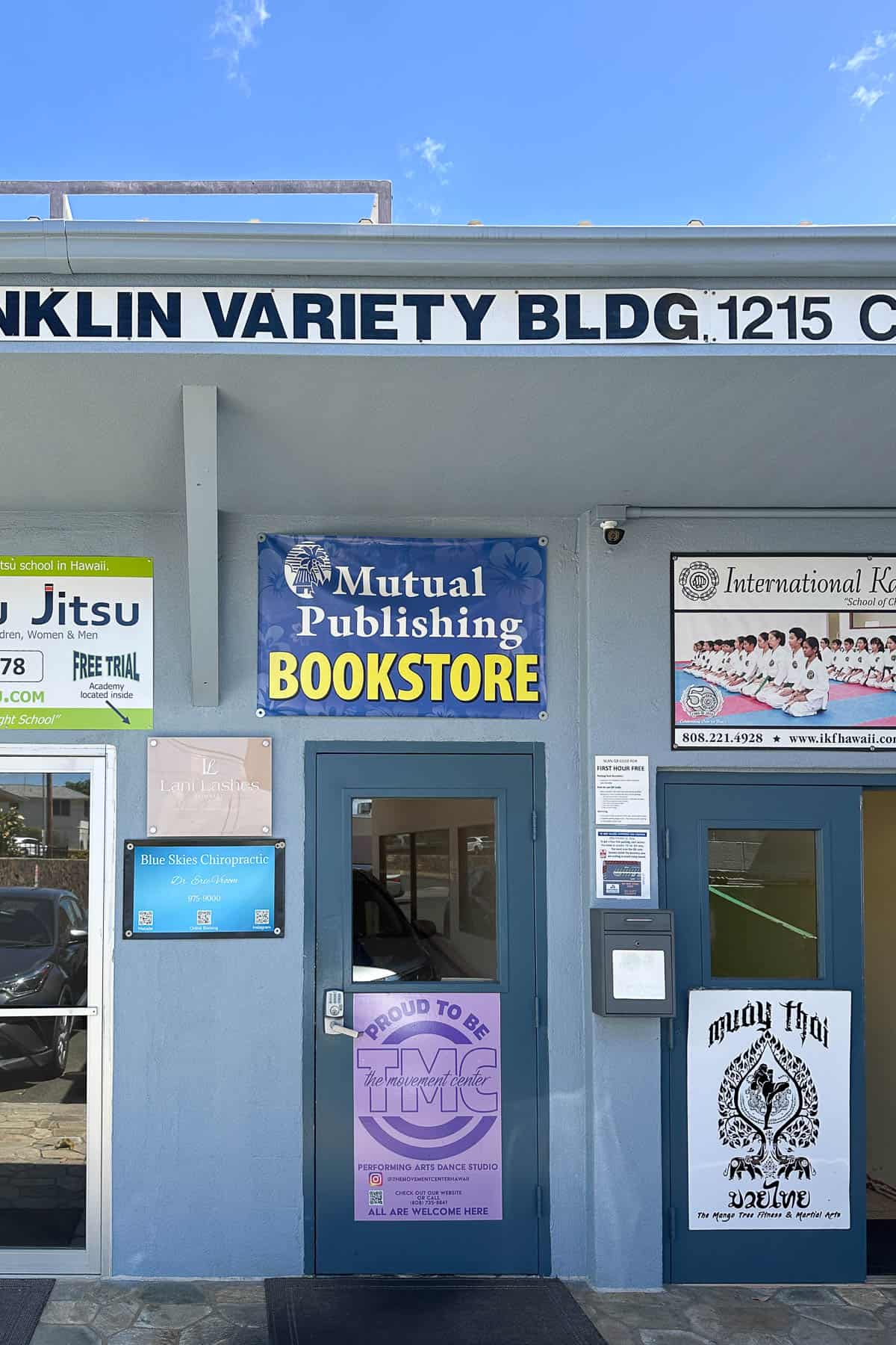 Mutual Publishing bookstore in Kaimuki.