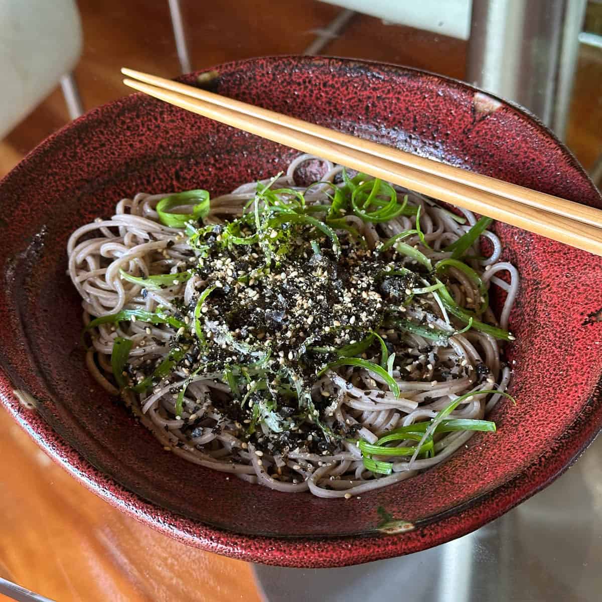 Perilla Oil Noodles with soba.