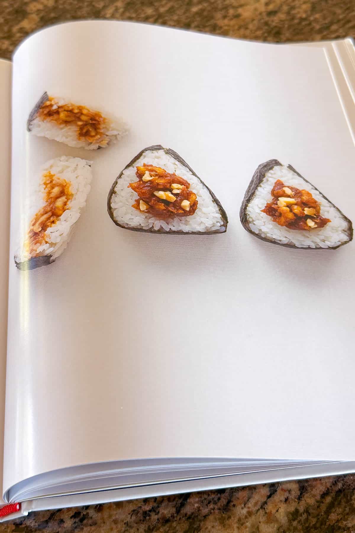 Onigiri book by Ai Watanabe and Samuel Trifot.