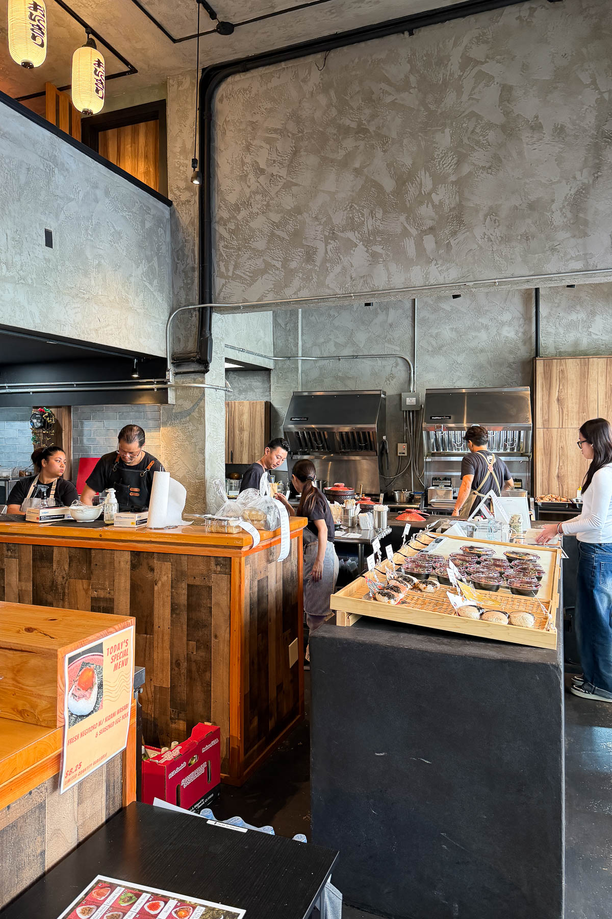 Onigiri Onibe interior.