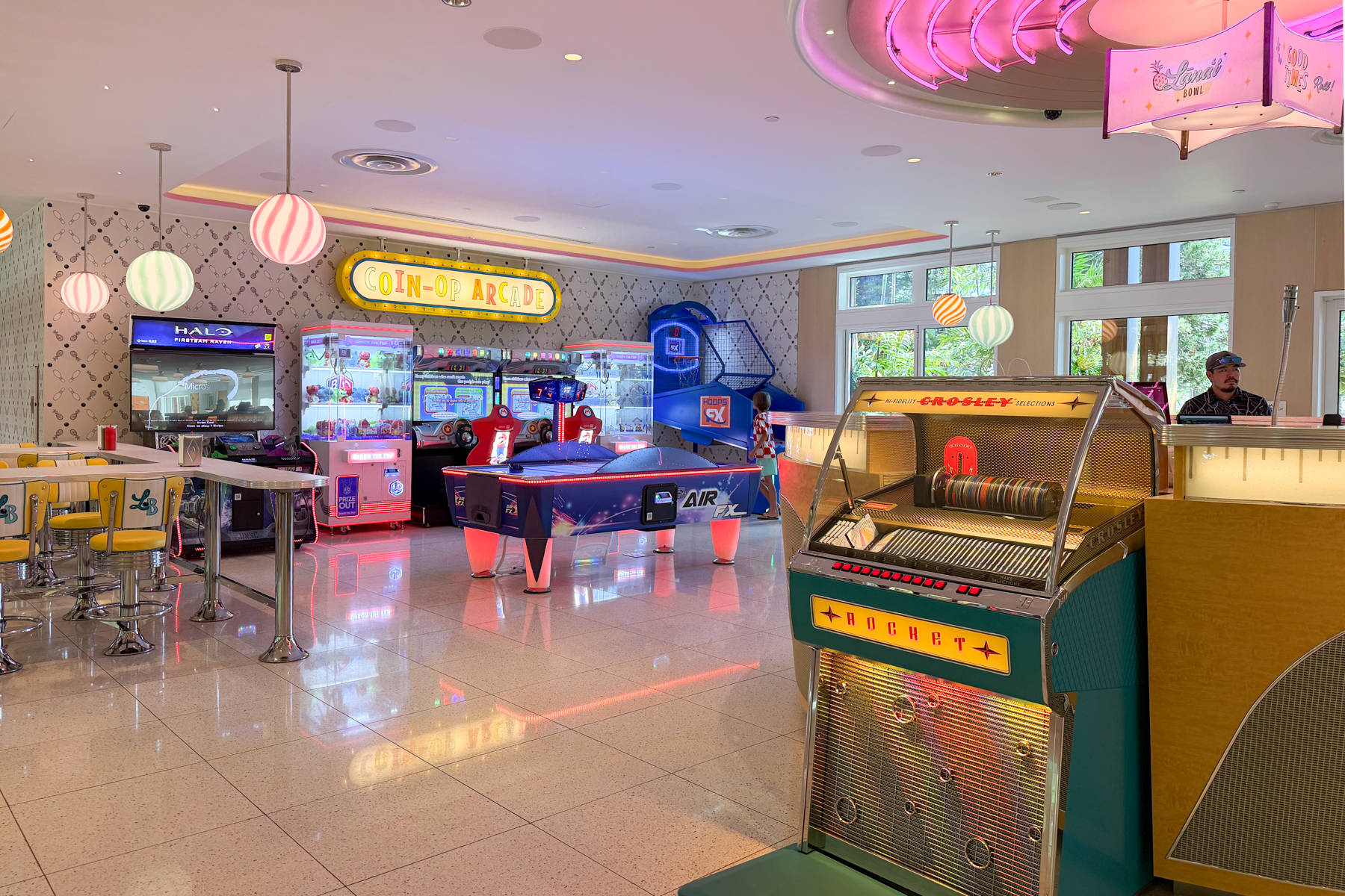 Arcade at Lanai Bowl