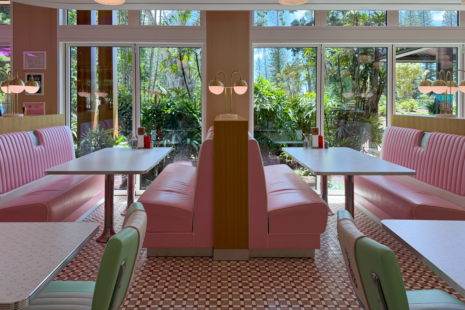 Dining room at Lanai Bowl