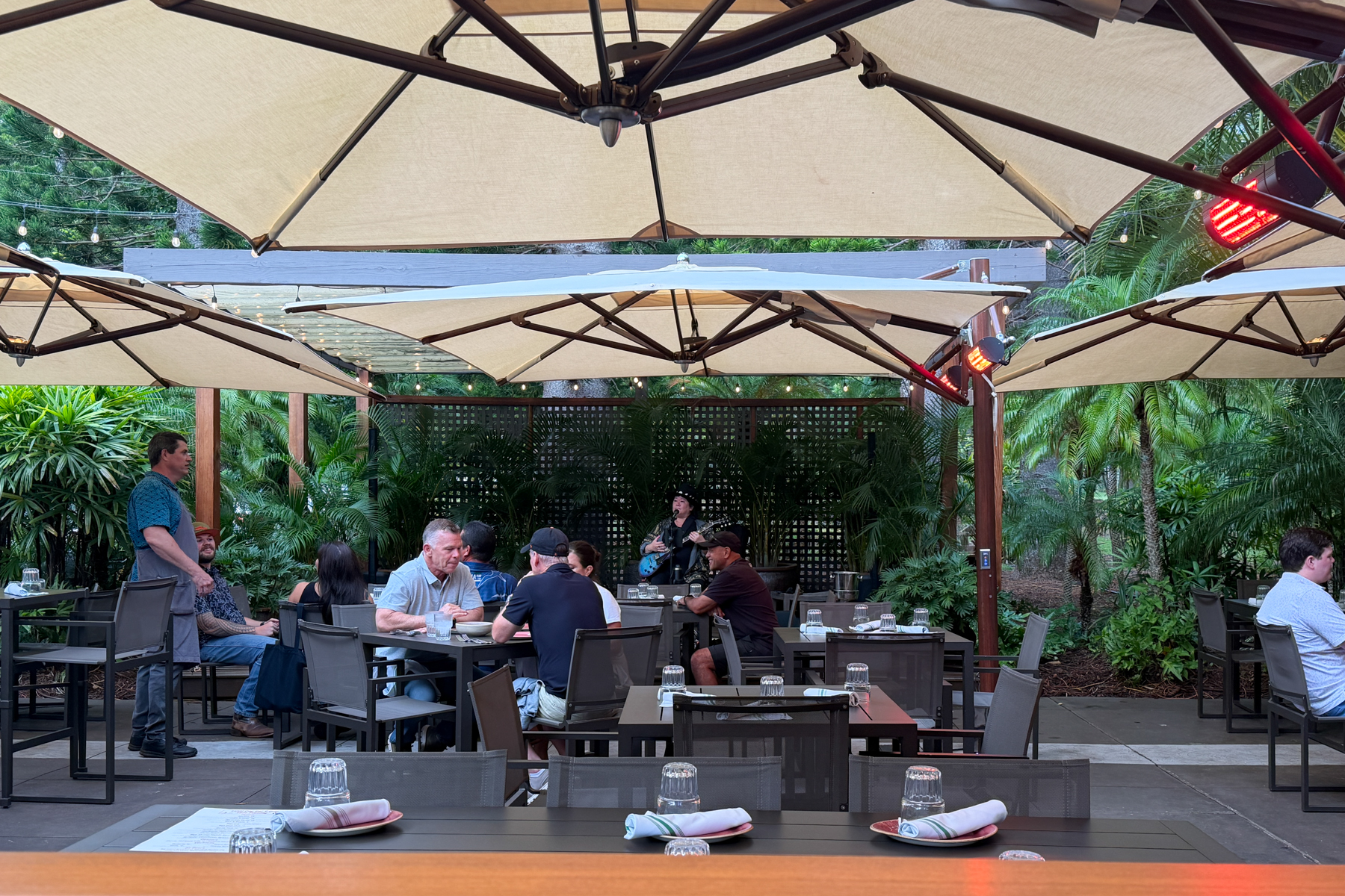 Lanai City Grill, backyard.
