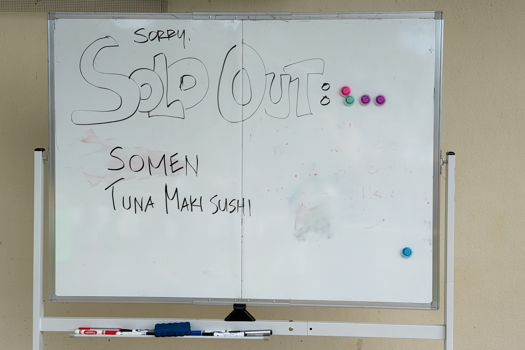 Tenrikyo Bazaar sold out items sign.